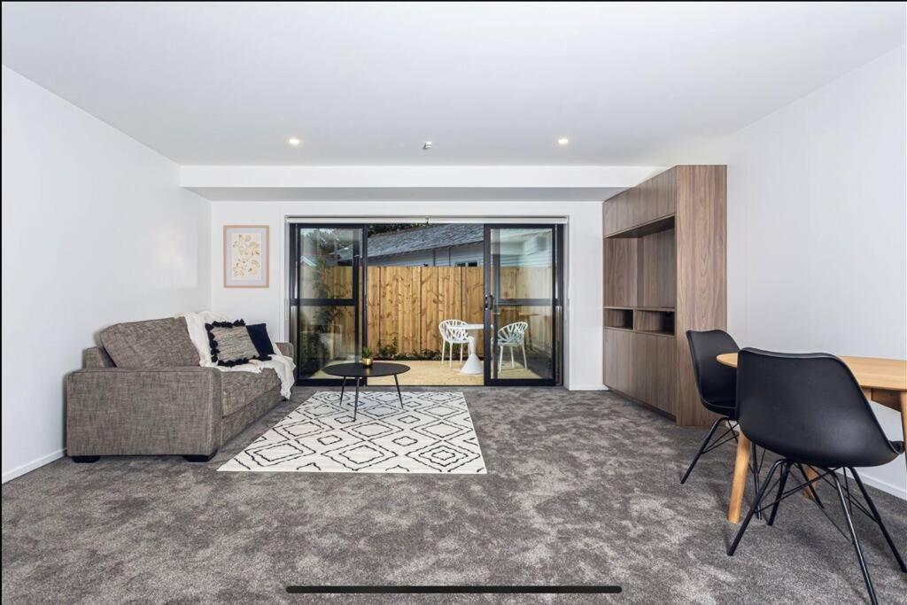 City Centre Apartment Close To Hagley Park 基督城 外观 照片