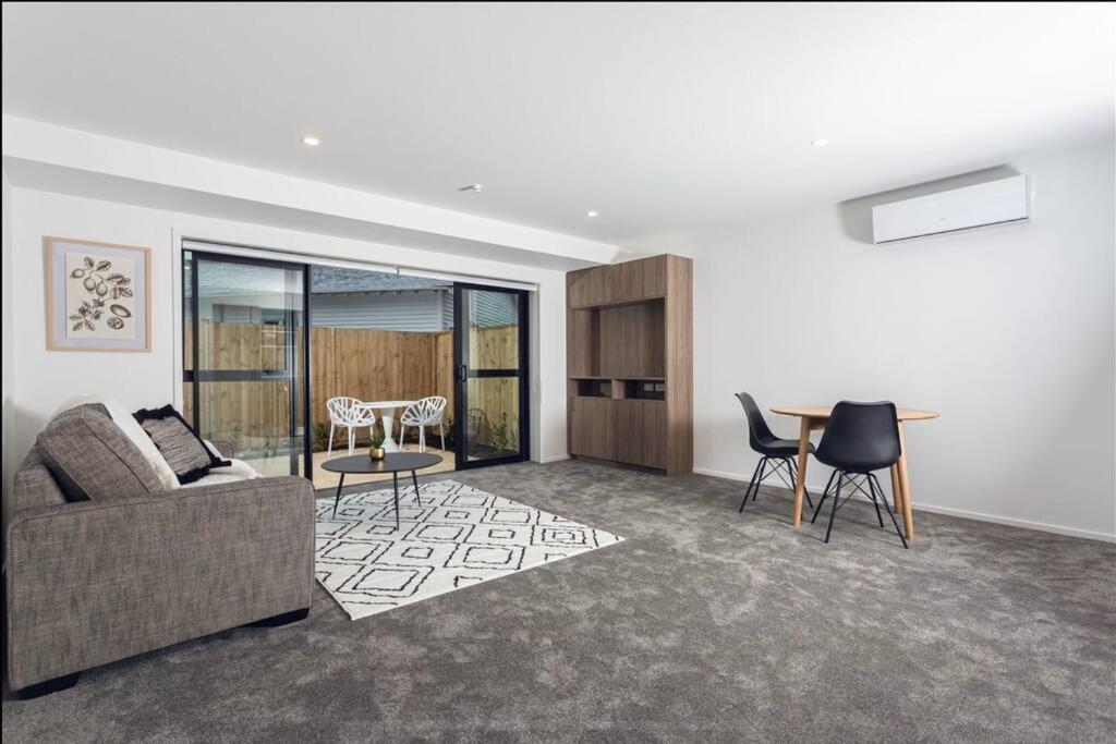 City Centre Apartment Close To Hagley Park 基督城 外观 照片